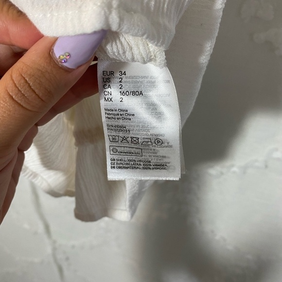 Divided by H&M white peplum top size 2 - Picture 3 of 4